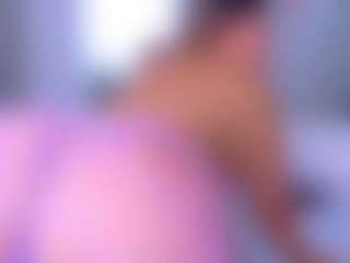 Elianabortt's Live Sex Cam Show