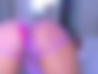 Elianabortt's Live Sex Cam Show