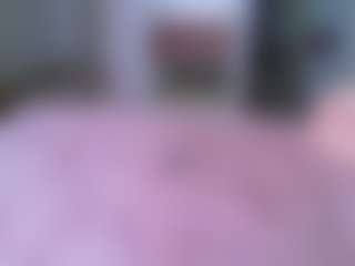 Elianabortt MILF webcam performer live streaming