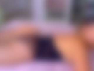 Elianabortt's Live Sex Cam Show