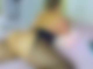 Elianabortt's Live Sex Cam Show