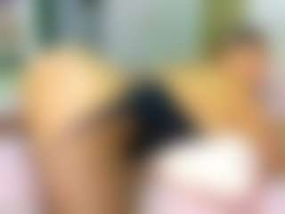 Elianabortt's Live Sex Cam Show