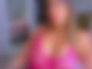 Elianabortt's Live Sex Cam Show