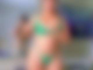 Elianabortt's Live Sex Cam Show
