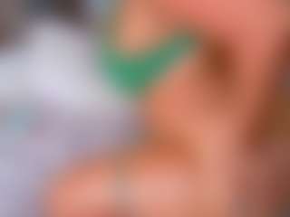 Elianabortt's Live Sex Cam Show
