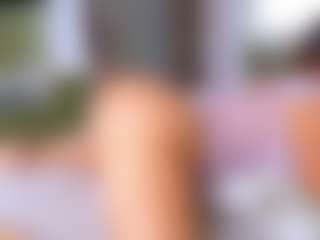 Elianabortt's Live Sex Cam Show