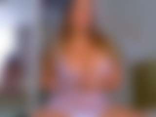 Elianabortt's Live Sex Cam Show