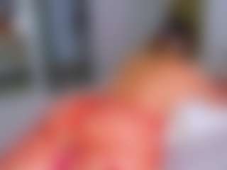 Elianabortt's Live Sex Cam Show