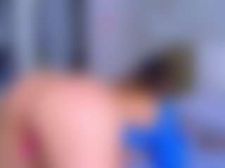 Elianabortt's Live Sex Cam Show