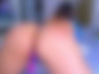 Elianabortt's Live Sex Cam Show