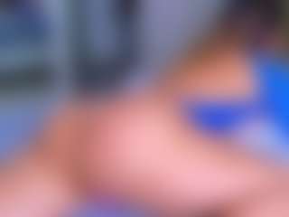 Elianabortt's Live Sex Cam Show