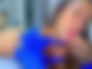 Elianabortt's Live Sex Cam Show
