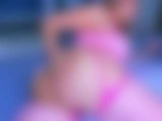 Elianabortt's Live Sex Cam Show