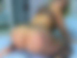 Elianabortt's Live Sex Cam Show