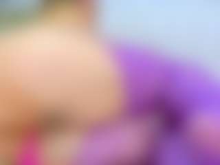 Elianabortt's Live Sex Cam Show