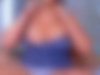 Elianabortt's Live Sex Cam Show