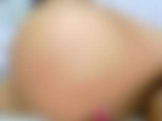 Elianabortt MILF webcam performer live streaming