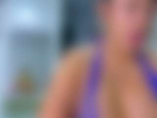 Elianabortt's Live Sex Cam Show