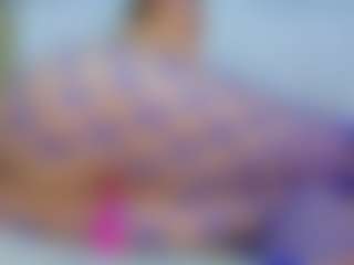 Live cam show with Elianabortt - BBW Dildo on Camsoda