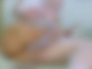Elianabortt's Live Sex Cam Show