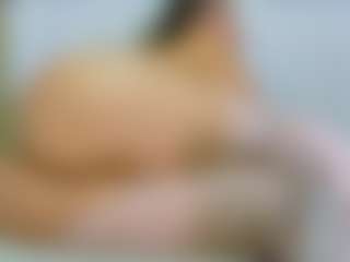 Elianabortt's Live Sex Cam Show