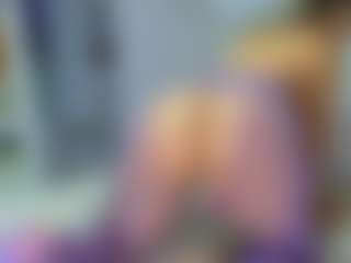 Elianabortt's Live Sex Cam Show