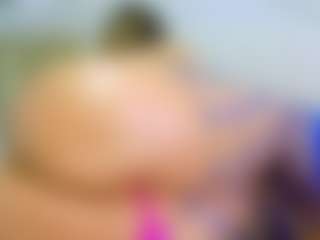 Elianabortt's Live Sex Cam Show
