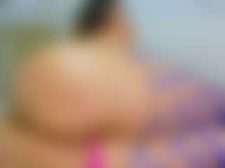 Elianabortt's Live Sex Cam Show