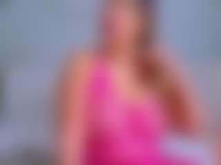 Elianabortt MILF webcam performer live streaming