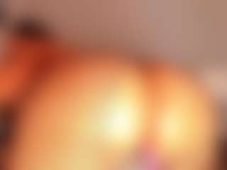 Live cam show with jessiigrey - Brown Hair on Camsoda Late Night