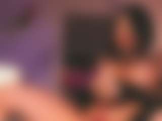 Mila MILF webcam performer live streaming