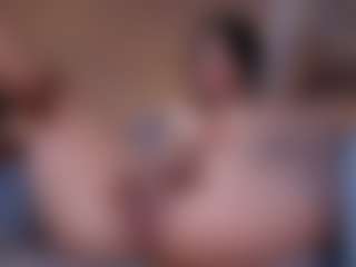 Mila MILF webcam performer live streaming