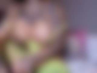 Live cam show with Mila - Latina MILF on CamSodaAdn | colombia