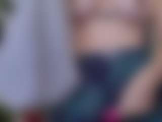 talimajesty MILF webcam performer live streaming