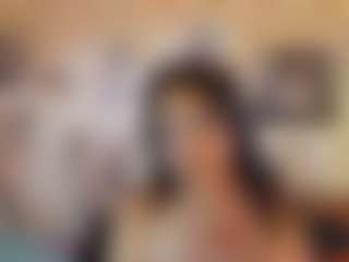 alizelatin MILF webcam performer live streaming