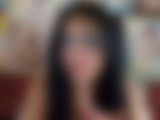 alizelatin MILF webcam performer live streaming
