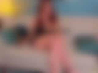 Live cam show with EroticAudrey - Thin on Milf Play