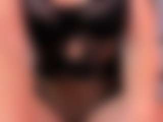 linda's Live Sex Cam Show
