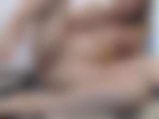 Live cam show with tymikaa - Solo on Camversity