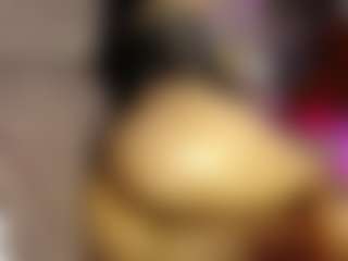 Live cam show with Elektra - Culo on CamSodaAdn