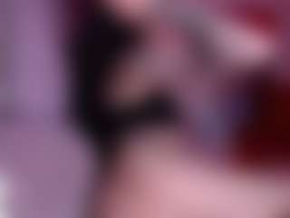 Elektra's Live Sex Cam Show