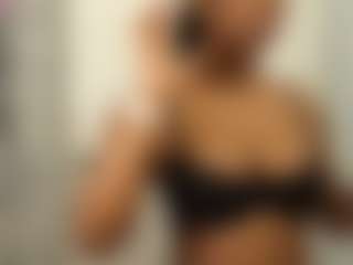 Caramel Kream's Live Sex Cam Show