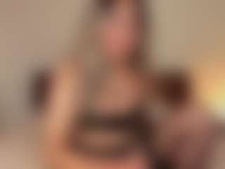 Live cam show with sunrisee - Student on Camsoda