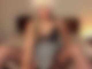 Live cam show with sunrisee - Blonde Hair on Sweet Sext