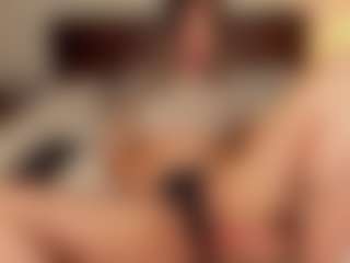 Live cam show with sunrisee - Solo on Mixed Magazine Live