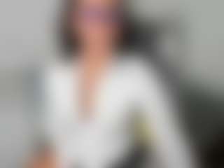 Live cam show with M A R T I N A - MILF on mypornchat.com