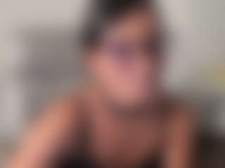 Live cam show with M A R T I N A - Mature on CamClone