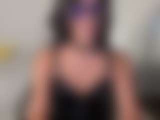 Live cam show with M A R T I N A - MILF on SinfulBabes