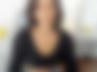 M A R T I N A MILF webcam performer live streaming