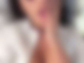 Live cam show with M A R T I N A - Sexwebcam MILF on sexytreat.net